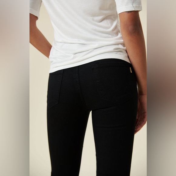 High Rise Distressed Ultra Flare Bell Bottom Jeans - Vibrant M.i.U - Picture 6 of 8